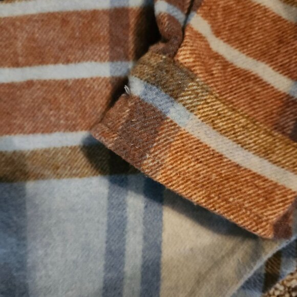 Small Ford Official Licensed Product Plaid Flannel Shirt with Bronco Truck Print - Picture 10 of 13